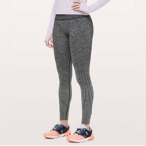 Lululemon•Ready To Run Tight Evanescent Jacquard 26"•Lunar Rock Black•EUC•12